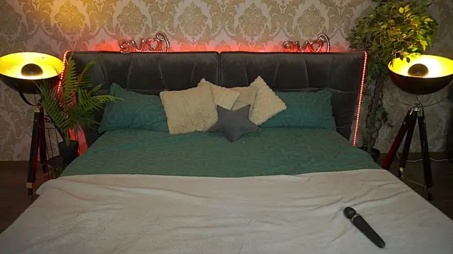 ArianaDarkk online show from 03.23.25