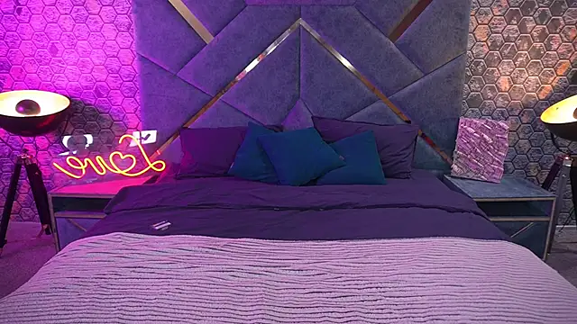 ArianaDarkk online show from 09.26.25