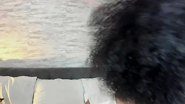 Snapshot of Anneth__M chatting on 10.15.25 Anneth M online show from 10.15.25