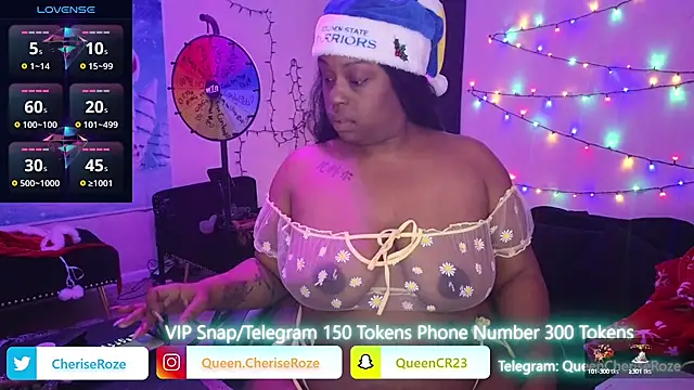Snapshot of cheriserozequeen chatting on 12.24.24 cheriserozequeen online show from 12.24.24