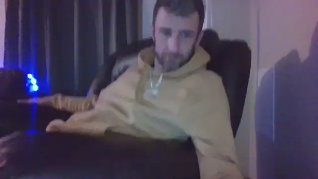 HungStud4You online show from 02.18.25