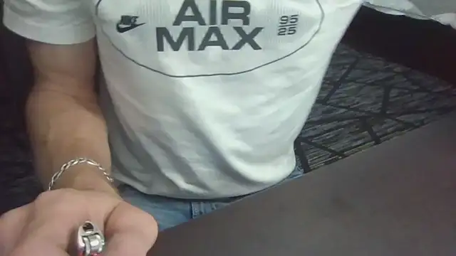 HungStud4You online show from 10.01.25