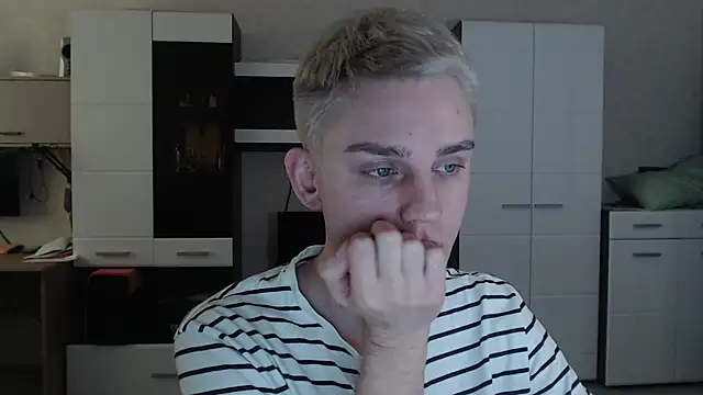 angryzan online show from 02.20.25