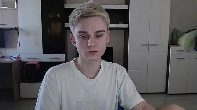 angryzan online show from 03.10.25