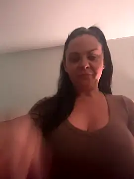 IvyWylde online show from 12.01.24