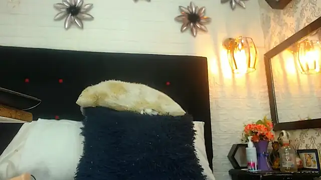 Snapshot of hairy_pussywet chatting on 01.04.25 hairy pussywet online show from 01.04.25