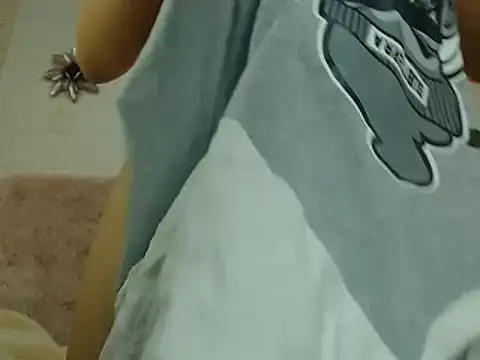 Snapshot of hairy_pussywet chatting on 01.29.25 hairy pussywet online show from 01.29.25