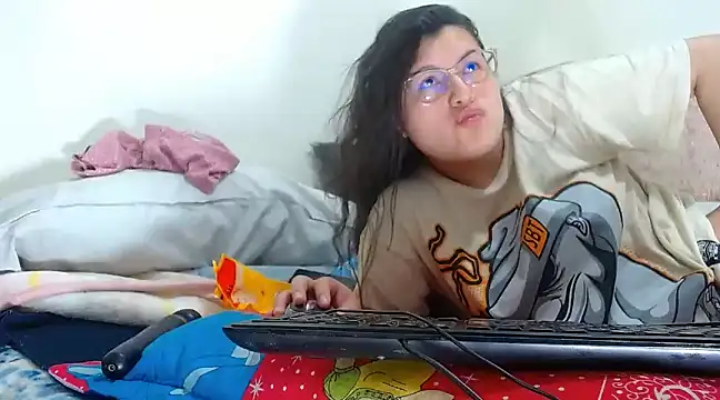 Snapshot of hairy_pussywet chatting on 03.07.25 hairy pussywet online show from 03.07.25