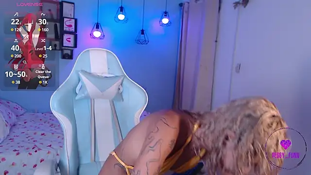 Snapshot of Peggy_Funn chatting on 12.21.24 Peggy Funn online show from 12.21.24