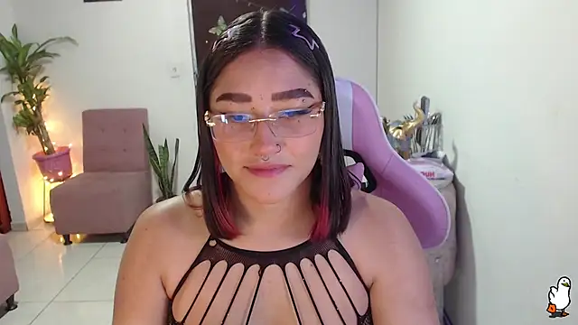 Snapshot of littleangel1_m chatting on 01.30.25 littleangel1 m online show from 01.30.25