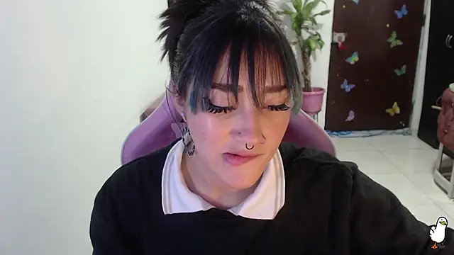 Snapshot of littleangel1_m chatting on 11.14.25 littleangel1 m online show from 11.14.25