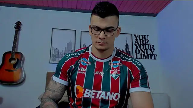 seancarreraa online show from 01.07.25