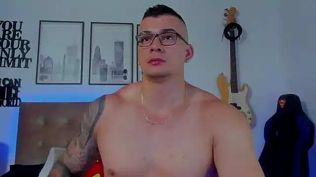 seancarreraa online show from 09.18.25