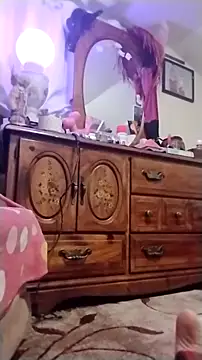 whitetrashdirtyslut online show from 09.16.25