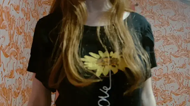 strawberrysmoothie online show from 09.18.25