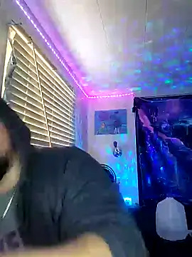 Snapshot of Spunonymous chatting on 01.12.25 Spunonymous online show from 01.12.25