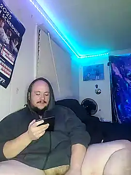 Snapshot of Spunonymous chatting on 01.24.25 Spunonymous online show from 01.24.25