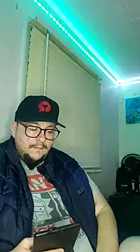 Snapshot of Spunonymous chatting on 03.02.25 Spunonymous online show from 03.02.25