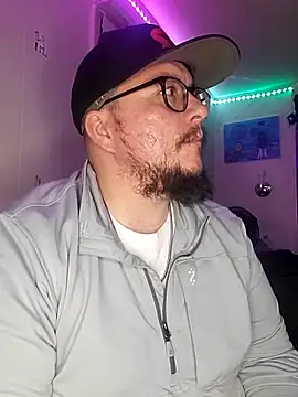 Snapshot of Spunonymous chatting on 03.23.25 Spunonymous online show from 03.23.25