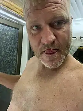 Snapshot of sexycouple109 chatting on 02.23.25 sexycouple109 online show from 02.23.25