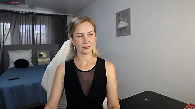 Vanessa Nowak online show from 06.22.26