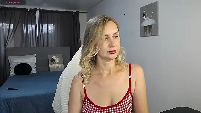Vanessa Nowak online show from 07.15.26