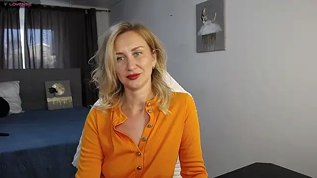 Vanessa Nowak online show from 07.21.26