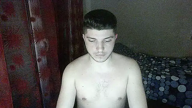 Snapshot of BoiWhore chatting on 12.31.24 BoiWhore online show from 12.31.24