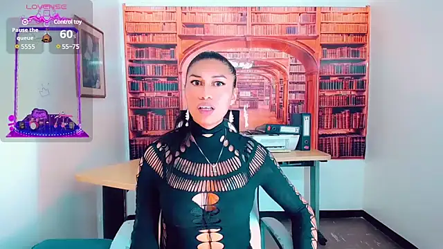 khiara moretti online show from 01.27.25