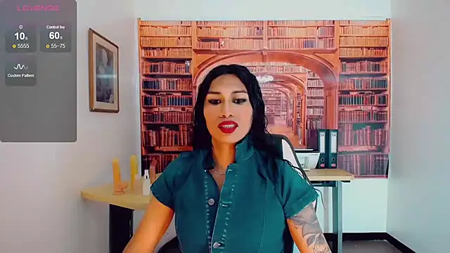 khiara moretti online show from 02.27.25