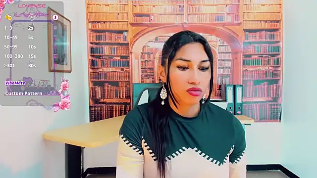 khiara moretti online show from 03.14.25