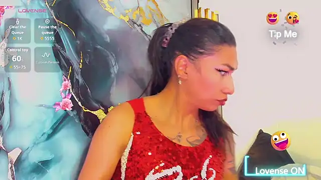 khiara moretti online show from 03.07.26