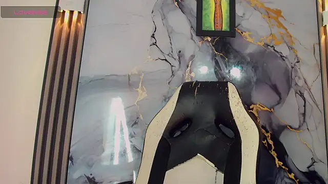 khiara moretti online show from 04.16.26