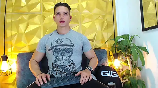 Snapshot of Baxter_Dex chatting on 12.12.24 Baxter Dex online show from 12.12.24