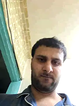 Snapshot of Fucklover011 chatting on 10.28.25 Fucklover011 online show from 10.28.25