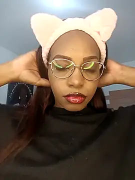 Snapshot of kitty__blackgl chatting on 01.29.25 kitty blackgl online show from 01.29.25