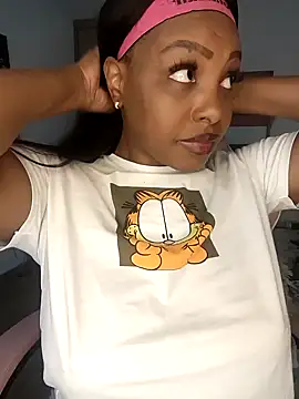 Snapshot of kitty__blackgl chatting on 03.15.25 kitty blackgl online show from 03.15.25