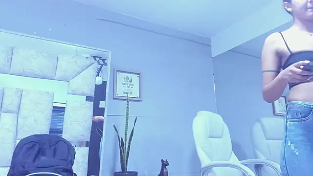 Sara Greey online show from 01.25.25