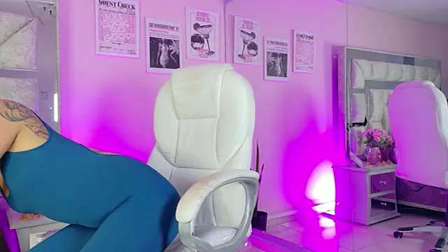 Sara Greey online show from 07.02.26