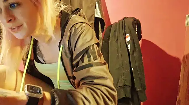 watermellonpussy online show from 01.17.25