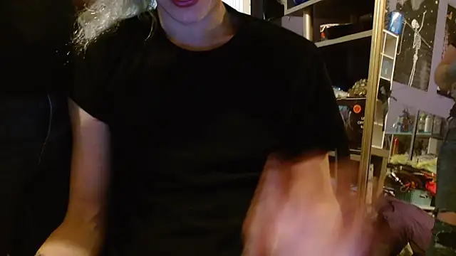 watermellonpussy online show from 11.26.25