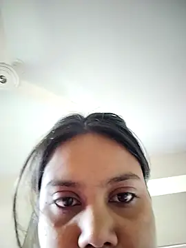 Snapshot of SimaRoy- chatting on 03.19.26 SimaRoy- online show from 03.19.26