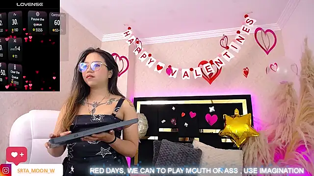 Moon Water   online show from 03.08.25