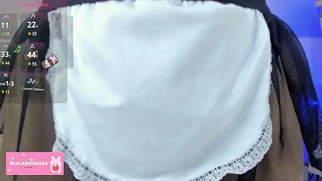 Snapshot of LARSONMIA chatting on 02.10.26 LARSONMIA online show from 02.10.26