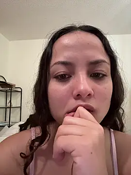 Megan Rodrigo online show from 04.16.26