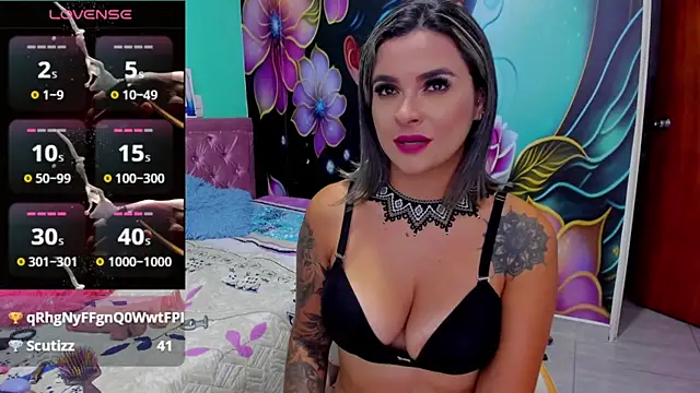 Snapshot of mia_bigtits17 chatting on 03.14.25 mia bigtits17 online show from 03.14.25