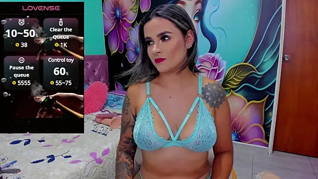 Snapshot of mia_bigtits17 chatting on 03.18.25 mia bigtits17 online show from 03.18.25