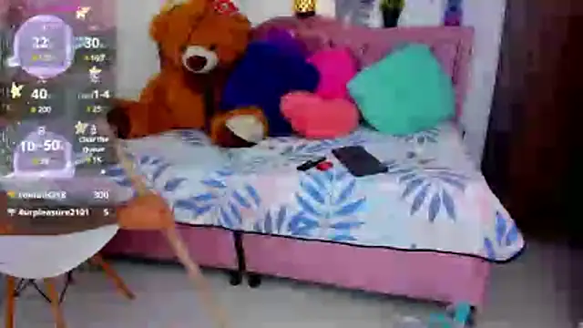 mia bigtits17 online show from 08.04.26