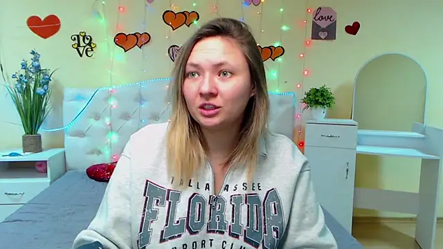 SallyVerda online show from 02.14.25