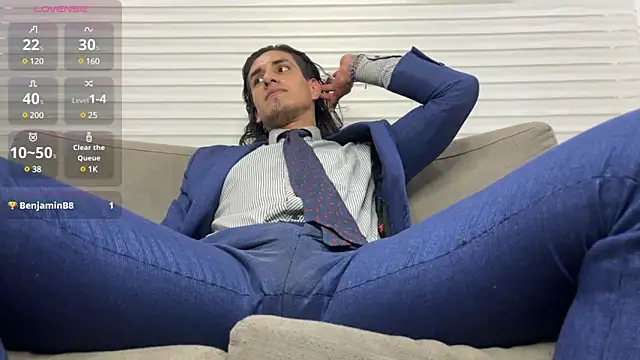 Tom blunt96 online show from 02.13.25